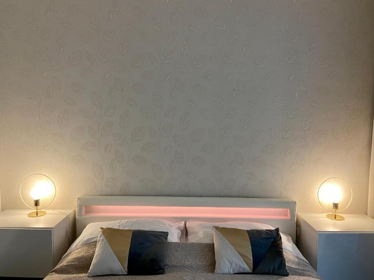 New Residence Apartments Near Wenceslas Square Praga Esterno foto